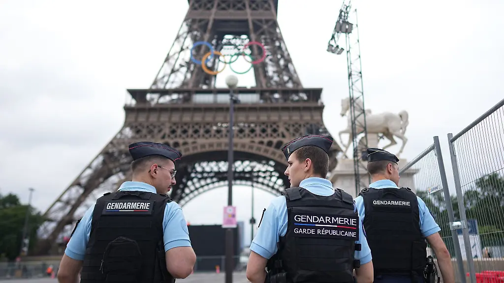 Tausende-Sicherheitskraefte-schuetzen-die-Sommerspiele-in-Paris