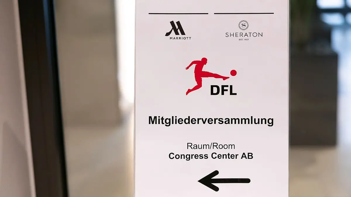 Die-Deutsche-Fussball-Liga-hat-die-notwendige-Zustimmung-fuer-den-geplanten-Einstieg-eines-Investors-erhalten
