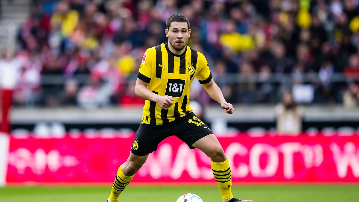Steht-kurz-vor-dem-Wechsel-zum-FC-Bayern-Raphael-Guerreiro