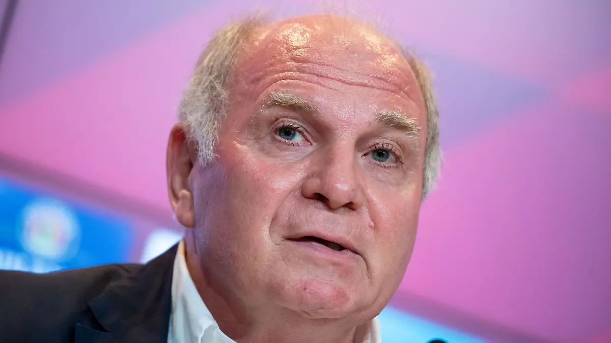 Uli-Hoeness-ist-sich-sicher-Manuel-Neuer-wird-wieder-im-Bayern-Tor-stehen