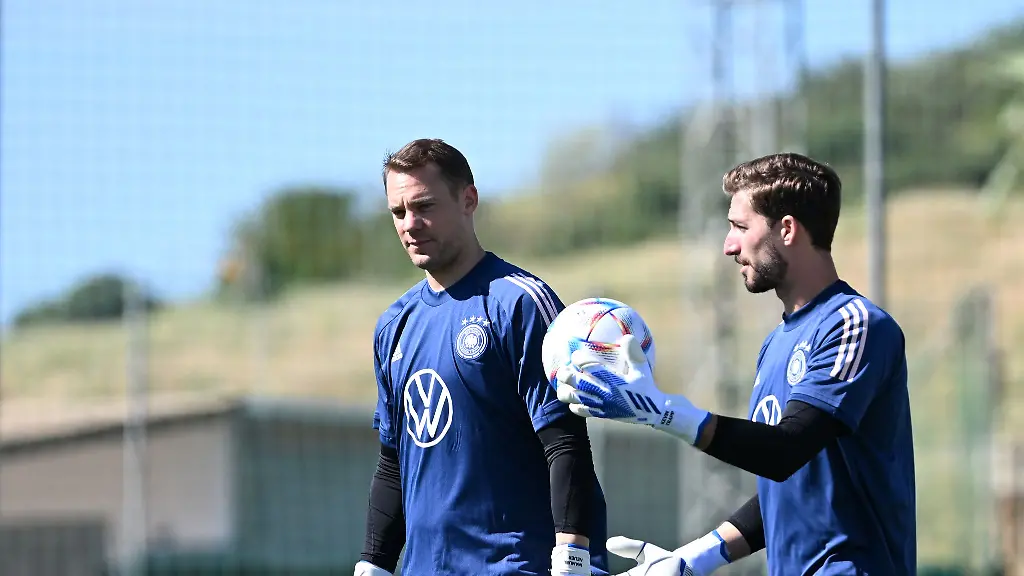 Torwart-Kevin-Trapp-r-soll-als-Ersatz-fuer-Manuel-Neuer-beim-FC-Bayern-im-Gespraech-sein