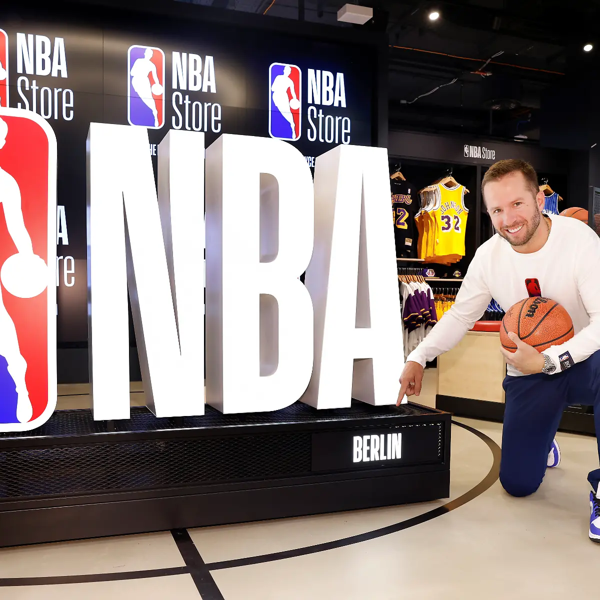 NBA-Store-Opening-01-NBAE-Getty-Images