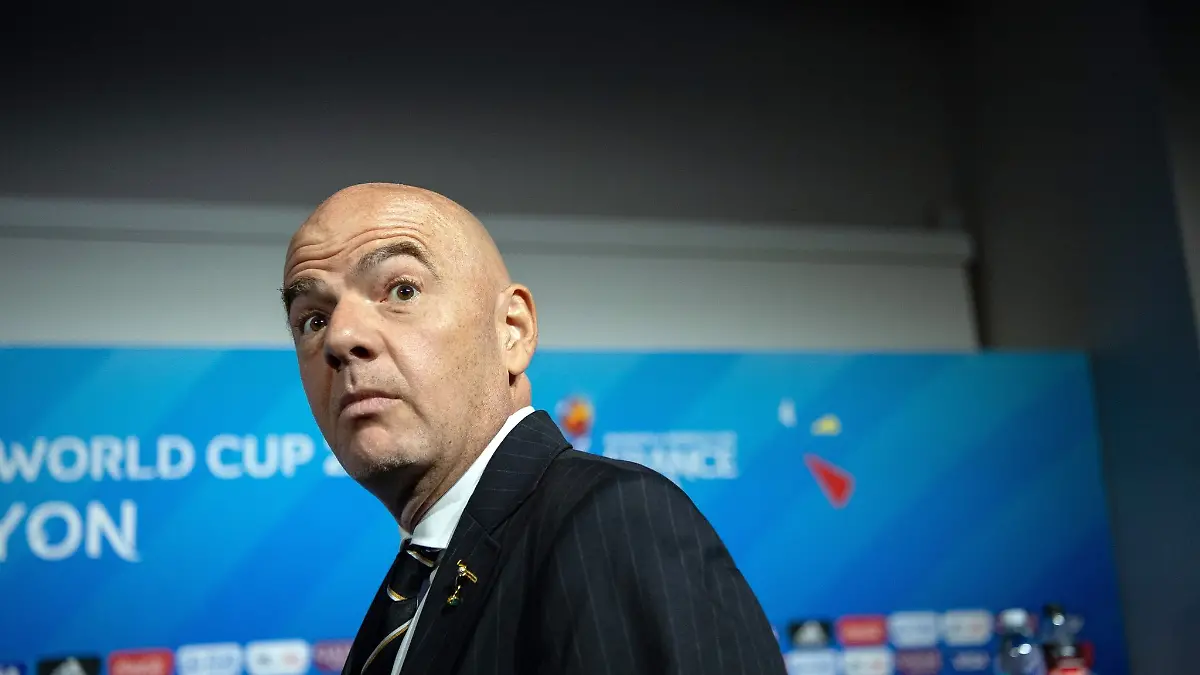 FIFA-Praesident-Gianni-Infantino-sieht-sich-nach-seinen-Aussagen-bei-der-Parlamentarischen-Versammlung-des-Europarats-Kritik-ausgesetzt
