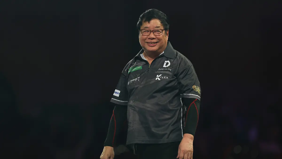 22nd-December-2025-Alexandra-Palace-London-England-2025-PDC-Paddy-Power-World-Darts-Championship-Day-Twelve-Paul-Lim-smiles-after-winning-a-leg-in-his-Round-Two-match-against-Luke-Humphries