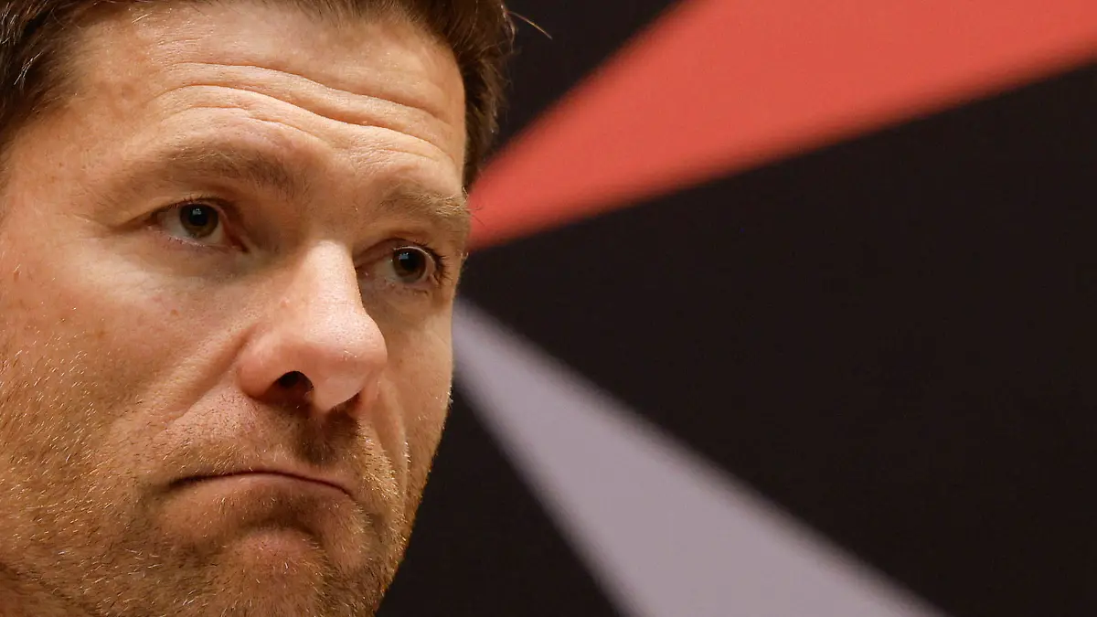 Real-Madrid-s-head-coach-Xavi-Alonso-attends-a-press-conference-PK-Pressekonferenz-on-the-eve-of-the-Spanish-Super-Cup-s-final-in-Jeddah-Saudi-Arabia-10-January-2026-Real-Madrid-will-face-FC-Barcelona-Barca-in-the-Spanish-Super-Cup-final-to-be-held-on-11-January-in-Jeddah