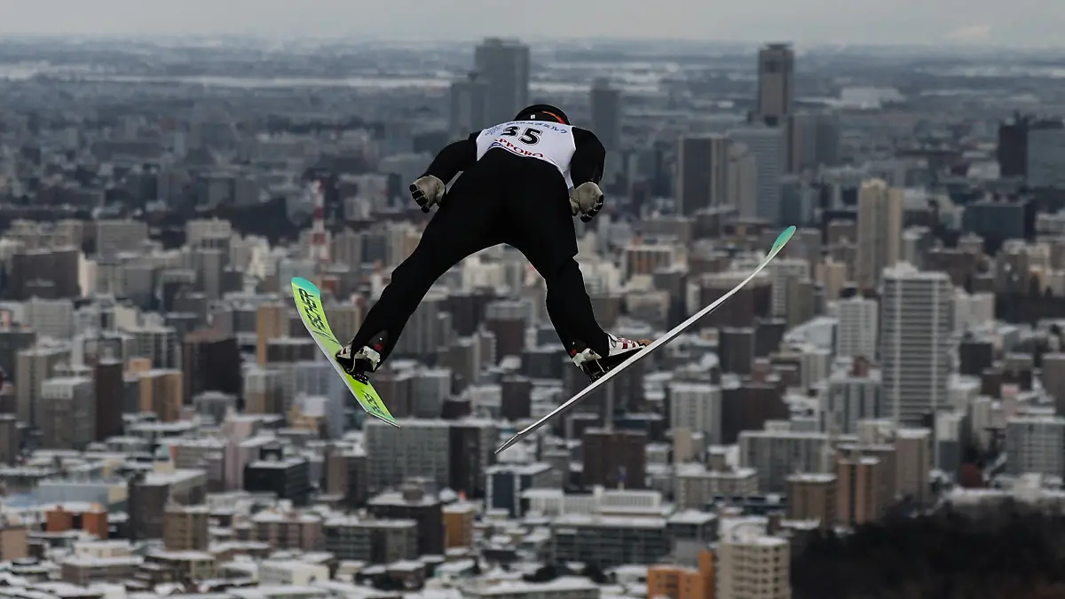 Ski-Jumping-Ski-Jumping-World-Cup-Sapporo-Japan-January-16-2026-Germany-s-Geiger-Karl-in-action-during-the-men-s-Individual-HS137-training-jump-REUTERS-Issei-Kato