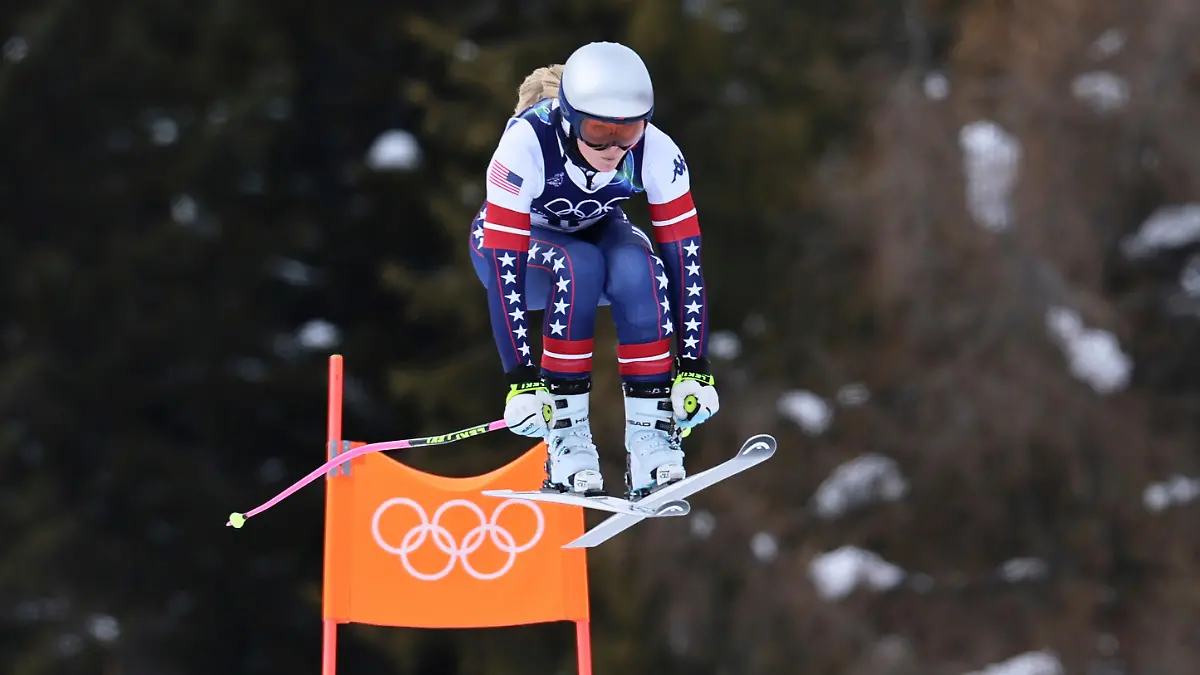 Olympia-Olympische-Winterspiele-Mailand-Cortina-2026-Ski-alpin-Abfahrt-Training-Lindsey-Vonn-USA-ist-auf-der-Strecke-unterwegs