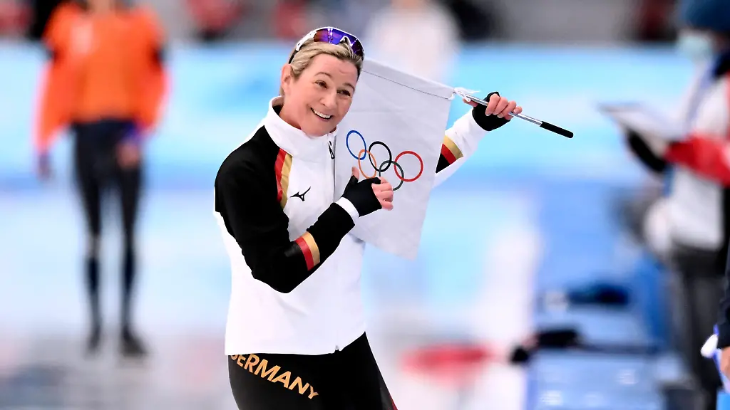 Sport-Themen-der-Woche-KW05-Sport-Bilder-des-Tages-PECHSTEIN-Claudia-Team-GER-3000m-der-Frauen-am-Samstag-den-05-02