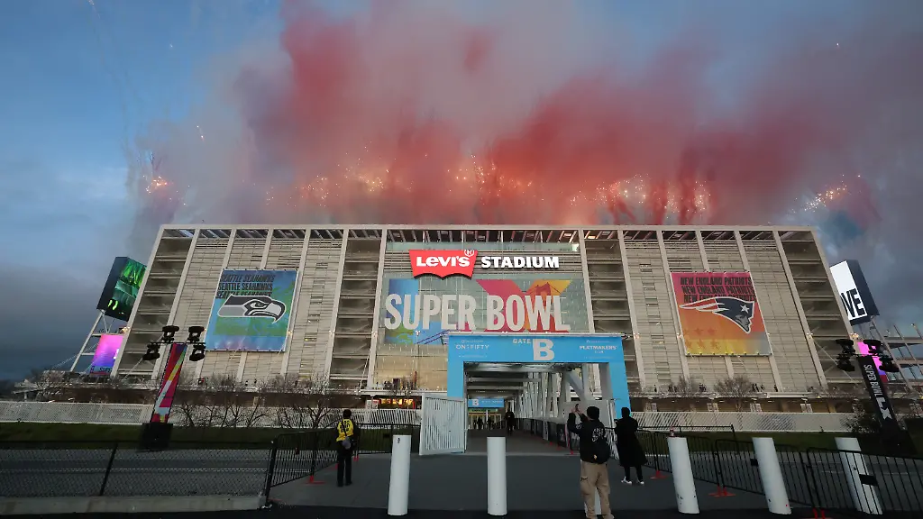 An-exterior-general-view-of-fireworks-during-the-Bad-Bunny-halftime-show-at-the-NFL-Super-Bowl-60-game-in-Santa-Clara-Calif-Sunday-February-8-2026