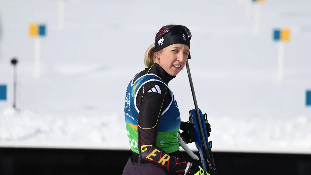 Franziska-Preuss-SC-Haag-bei-der-Biathlon-Staffel-Frauen-Olympische-Winterspiele-2026-in-Mailand-Cortina-Italien