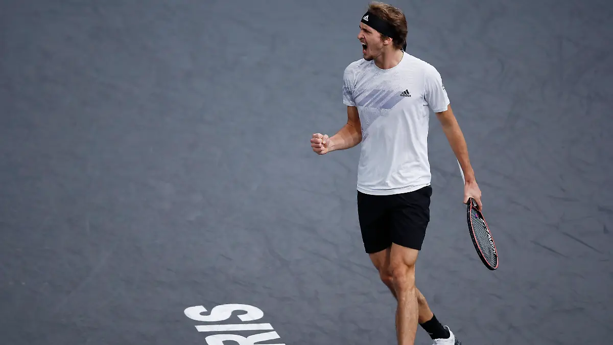 2020-11-08T145817Z-1620625435-UP1EGB815L57A-RTRMADP-3-TENNIS-PARIS