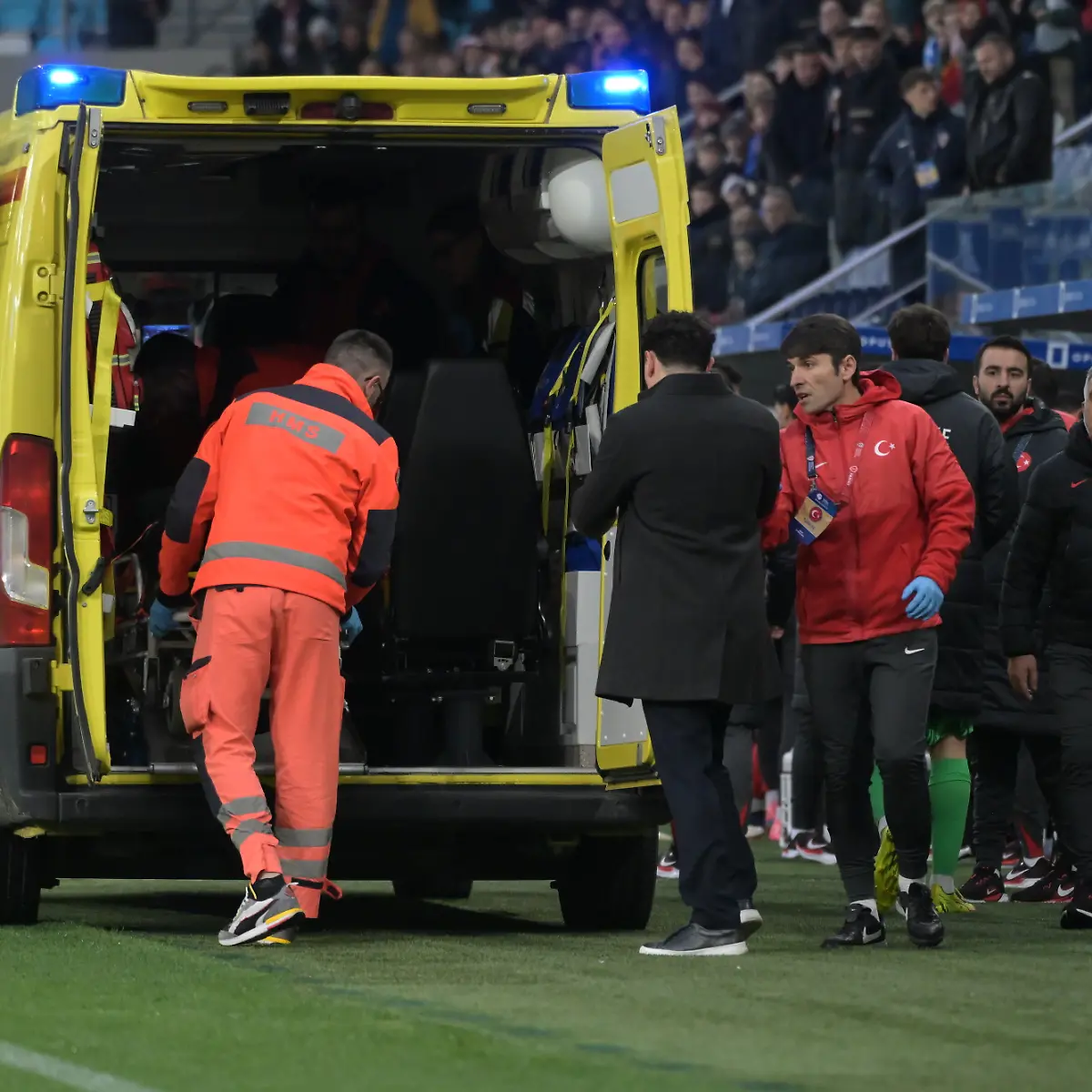 Head-Coach-Egemen-Korkmaz-Turkey-is-taken-to-the-emergency-room-after-a-fall-during-European-Under-21-Championship-2027-Qualifying-Group-H-Matchday-9-2026-football-match-between-Croatia-vs-Turkey-Opus-Arena-Osijek-Croatia-31-03-2026