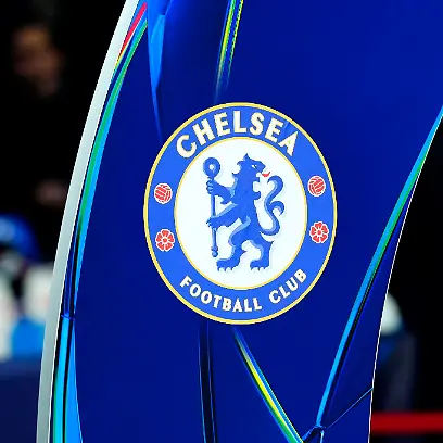 SSC-Napoli-v-Chelsea-FC-UEFA-Champions-League-Close-Up-of-Chelsea-FC-logo-during-the-UEFA-Champions-League-match-between-SSC-Napoli-and-Chelsea-FC-at-Stadio-Diego-Armando-Maradona-Naples-Italy-on-28-January-2026-Naples-Naples-Italy-PUBLICATIONxNOTxINxFRA-Copyright-xFrancoxRomanox-originalFilename-romano-sscnapol260128-npMSP