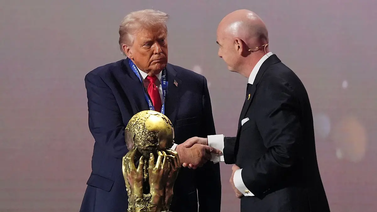 Donald-Trump-ueberlasst-Gianni-Infantino-die-Entscheidung-ueber-eine-WM-Teilnahme-des-Iran