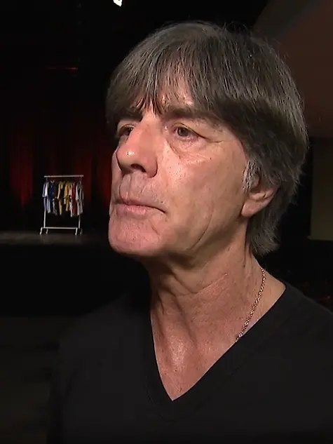 Löw