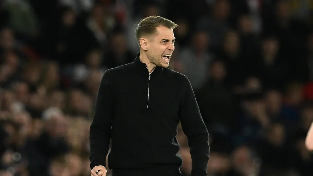 Southampton-v-Middlesbrough-EFL-Sky-Bet-Championship-Play-Off-Second-Leg-Southampton-manager-Tonda-Eckert-during-the-EFL-Sky-Bet-Championship-Play-Off-Second-Leg-match-between-Southampton-and-Middlesbrough-at-the-St-Mary-s-Stadium-Southampton-UK-on-12-May-2026-Southampton-St-Mary-s-Stadium-Hampshire-UK-Editorial-use-only-DataCo-restrictions-apply-See-www-football-dataco