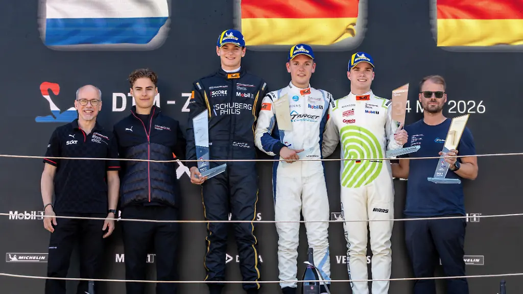 Contracted-Driver-Porsche-Junior-Flynt-Schuring-NL-Schumacher-CLRT-12-Alexander-Tauscher-D-Target-13-Theo-Oeverhaus-D-ID-Racing-44-Andreas-Gummerer-Target-Competition-Porsche-Sixt-Carrera-Cup-Deutschland-Zandvoort-NL-2026