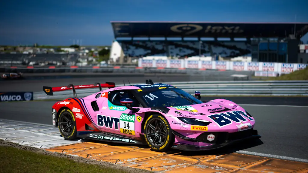 Matteo-Cairoli-praesentierte-sich-beim-DTM-Training-in-Topform