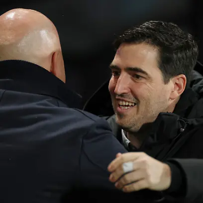Bournemouth-s-head-coach-Andoni-Iraola-right-embraces-Liverpool-s-manager-Arne-Slot-prior-to-the-start-of-the-English-Premier-League-soccer-match-between-Bournemouth-and-Liverpool-in-Bournemouth-England-Saturday-Jan-24-2026