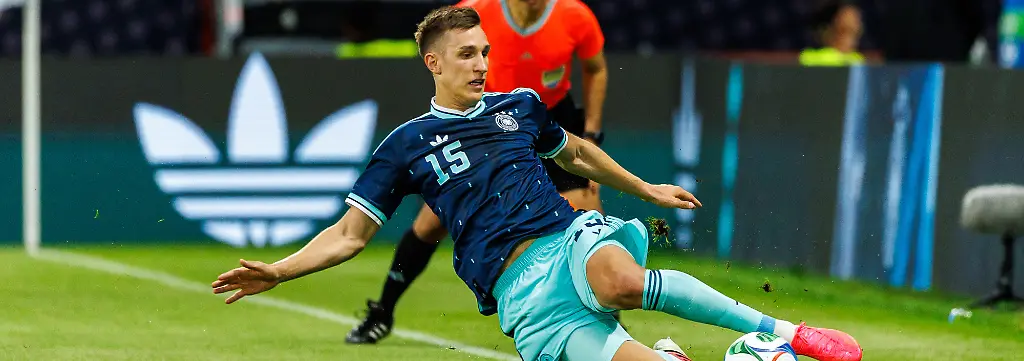 MAINZ-GERMANY-MAY-31-Nico-Schlotterbeck-Germany-15-slides-to-secure-the-ball-during-the-International-Friendly-Germany-vs-Finland-at-MEWA-Arena-on-May-31-2026-in-Mainz-Germany