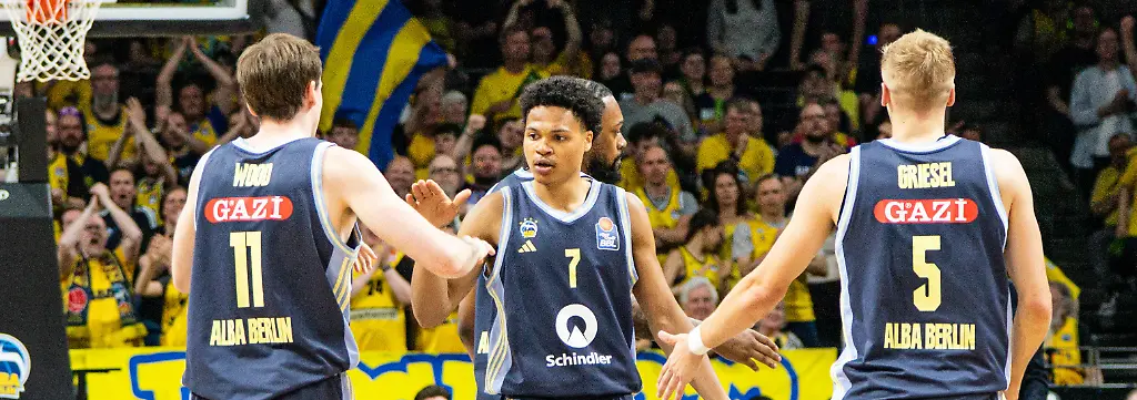 Jack-Kayil-Alba-Berlin-7-jubelt-01-06-2026-Alba-Berlin-vs-Bamberg-Baskets-Basketball-BBL-Max-Schmeling-Halle-Berlin-DFL-regulations-prohibit-any-use-of-photographs-as-image-sequences-and-or-quasi-video