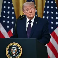 United-States-President-Donald-J-Trump-makes-remarks-as-he-participates-in-the-swearing-in-ceremony-for-Kevin-Warsh-Chair-of-the-Board-of-Governors-of-the-Federal-Reserve-System-in-the-East-Room-of-the-White-House-in-Washington-DC-USA-on-Friday-May-22-2026