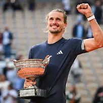 June-7-2026-Paris-France-France-Alexander-ZVEREV-of-Germany-celebrates-his-victory-with-the-trophy-during-the-fifteenth-day-of-the-Roland-Garros-2026-French-Open-2026-Grand-Slam-tennis-tournament-at-Roland-Garros-Stadium-on-June-07-2026-in-Paris-France