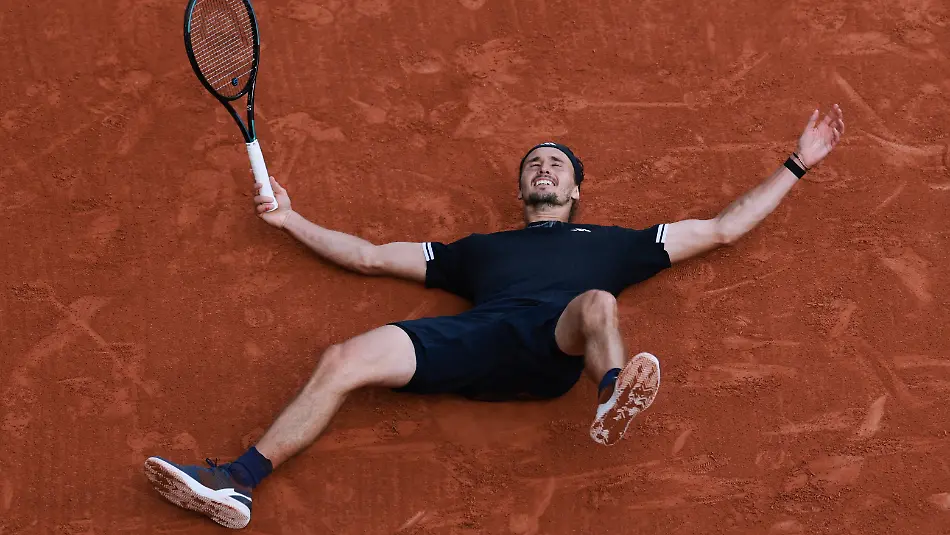 Tennis-French-Open-Roland-Garros-Paris-France-June-7-2026-Germany-s-Alexander-Zverev-celebrates-after-winning-the-final-against-Italy-s-Flavio-Cobolli-REUTERS-Stephanie-Lecocq