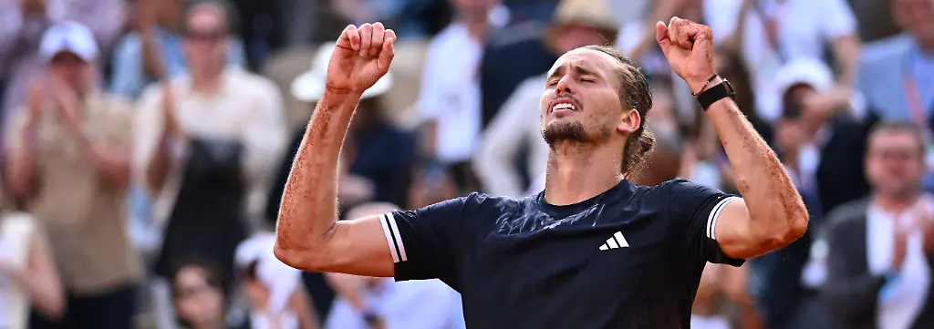 2026-French-Open-Alexander-Zverev-vs-Flavio-Cobolli-Alexander-Zverev-GER-wins-his-first-Gran-Slam-title-at-the-2026-French-Open-of-Roland-Garros-in-Paris-France-on-June-7-2026-Photo-by-Corinne-Dubreuil-ABACAPRESS