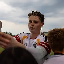 Team-Arrival-Germany-Base-Camp-practice-FIFA-World-Cup-WM-Weltmeisterschaft-Fussball-2026-Winston-Salem-during-fan-signing-event-day-1-DFB-practice-for-the-FIFA-World-Cup-2026-at-Wake-Forest-Universitys-Spry-Stadium-in-Winston-Salem-North-Carolina-United-States-June-8-2026