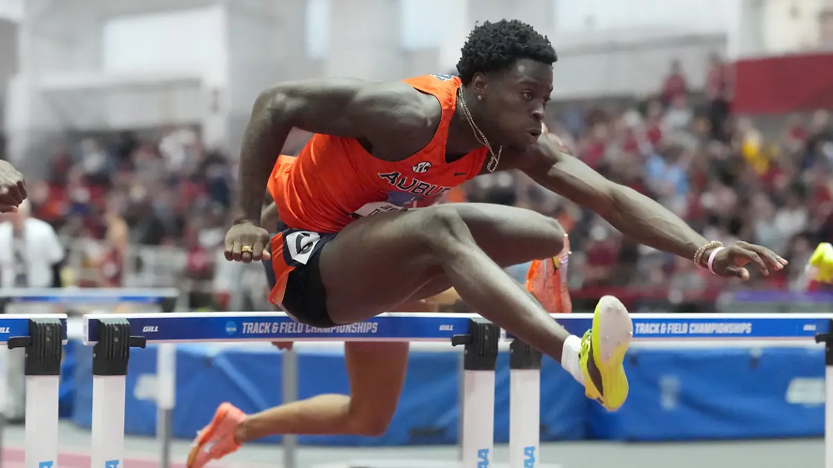 Ja-Kobe-Tharp-of-Auburn-wins-60m-hurdles-heat-in-7-36-during-the-NCAA-Indoor-Track-and-Field-Championships-Friday-March-13-2026-in-Fayetteville-Ark