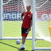 Fussball-Nationalmannschaft-Deutschland-Training-vor-dem-ersten-WM-Spiel-gegen-Curacao-Bundestrainer-Julian-Nagelsmann-verfolgt-das-Teamtraining
