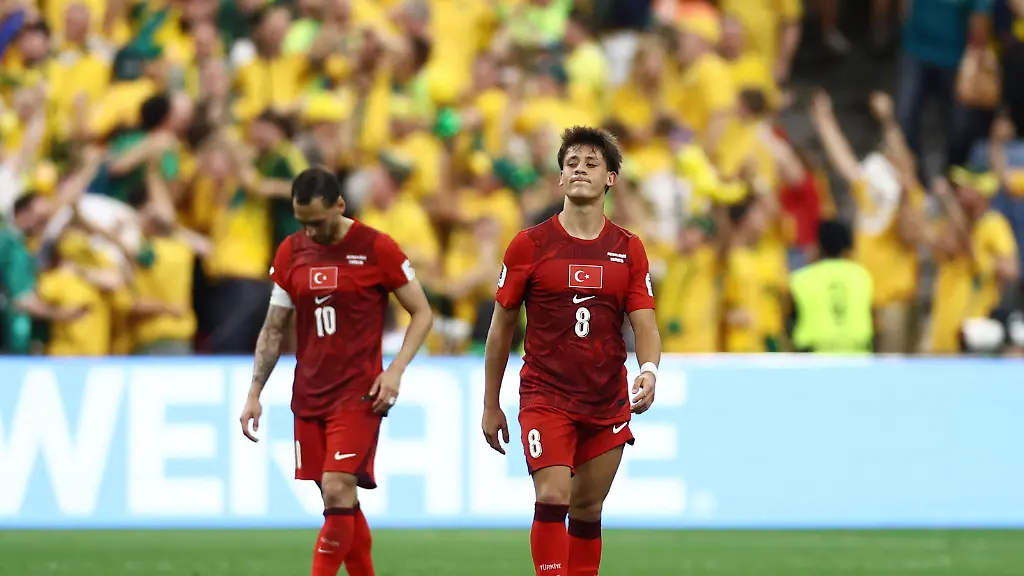 Soccer-Football-FIFA-World-Cup-2026-Group-D-Australia-v-Turkey-BC-Place-Vancouver-Canada-June-13-2026-Turkey-s-Arda-Guler-looks-dejected-after-Australia-s-Connor-Metcalfe-scores-their-second-goal-REUTERS-Lee-Smith