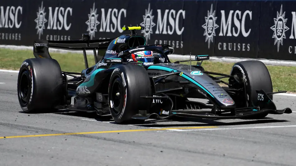 Formula-One-F1-Barcelona-Catalunya-Grand-Prix-Circuit-de-Barcelona-Catalunya-Barcelona-Spain-June-14-2026-Mercedes-Andrea-Kimi-Antonelli-makes-a-pit-stop-during-the-race-Pool-via-REUTERS-Manaure-Quintero