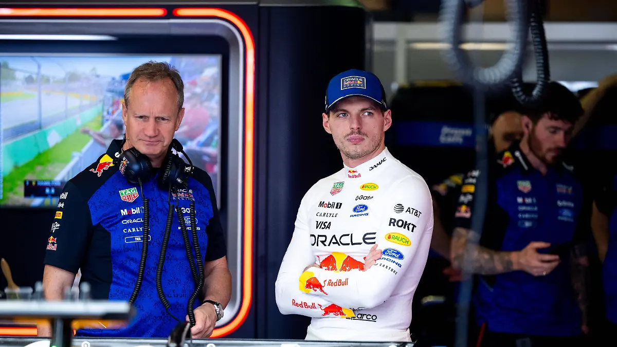 Max-Verstappen-Oracle-Red-Bull-Racing-Niederlande-03-Paul-Monaghan-Oracle-Red-Bull-Racing-Chefingenieur-AUS-Formel-1-Weltmeisterschaft-Australian-Grand-Prix-Albert-Park-Circuit-Melbourne-Qualifying-Day-Saison-2026-07-03-2026-AUS-Formel-1-Weltmeisterschaft-Australian-Grand-Prix-Albert-Park-Circuit-Melbourne-Qualifying-Day-Saison-2026-07-03