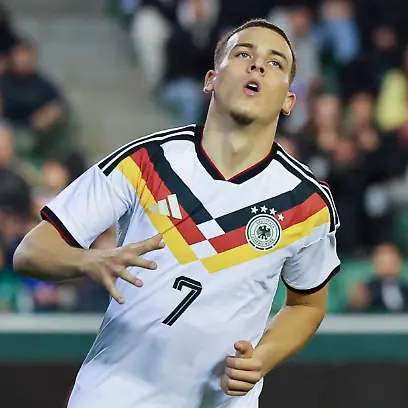 Said-El-Mala-Germany-schaut-enttaeuscht-UEFA-U21-U-21-EURO-2027-Qualifier-Greece-v-Germany-Apostolos-Nikolaidis-Stadion-am-31-March-2026-in-Athens-Grichenland-Foto-von-Marco-Steinbrenner-DeFodi-Images-Said-El-Mala-Germany-looks-dejected-UEFA-U21-EURO-2027-Qualifier-Greece-v-Germany-Apostolos-Nikolaidis-Stadium-March-31-2026-in-Athens-Greece