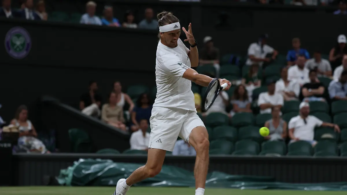 6th-July-2026-All-England-Lawn-Tennis-and-Croquet-Club-London-England-Wimbledon-Tennis-Tournament-Day-Eight-Alexander-Zverev-GER-with-a-forehand-shot-to-Jiri-Lehecka-CZE