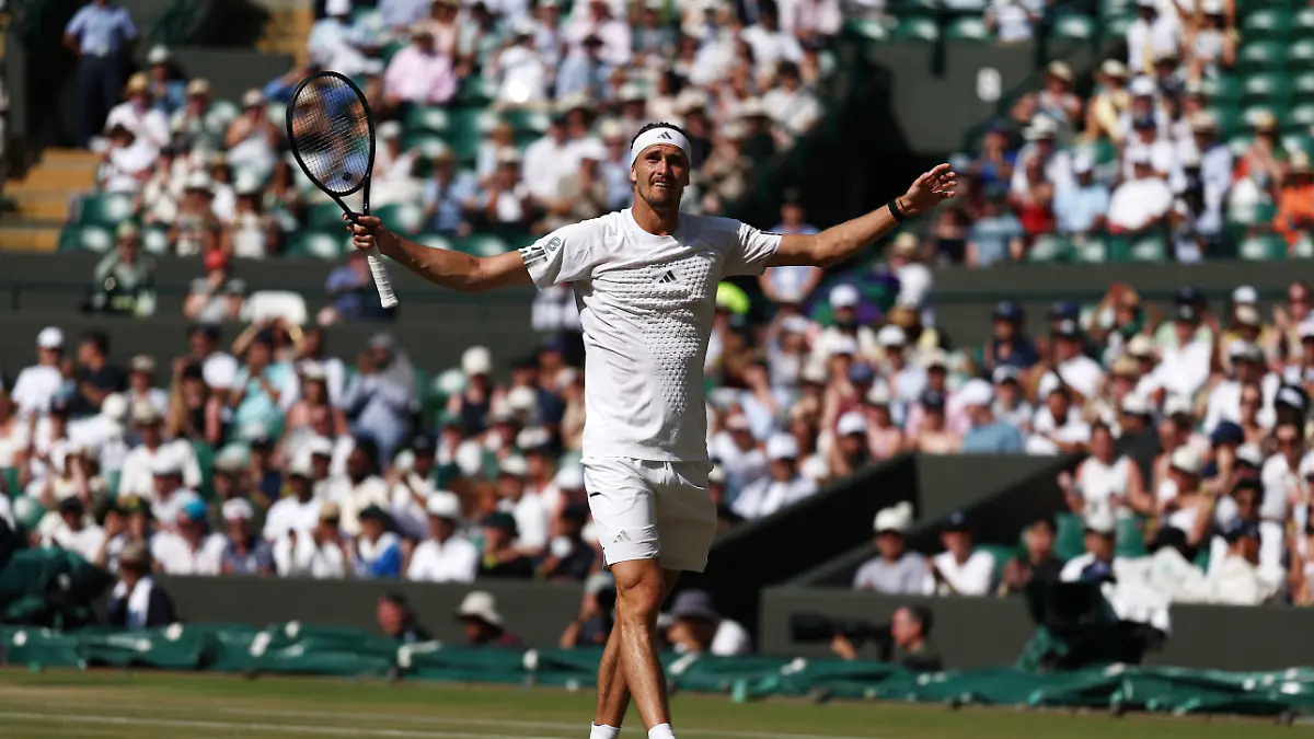 Tennis-Wimbledon-All-England-Lawn-Tennis-and-Croquet-Club-London-Britain-July-8-2026-Germany-s-Alexander-Zverev-reacts-during-his-quarter-final-match-against-Taylor-Fritz-of-the-U-S