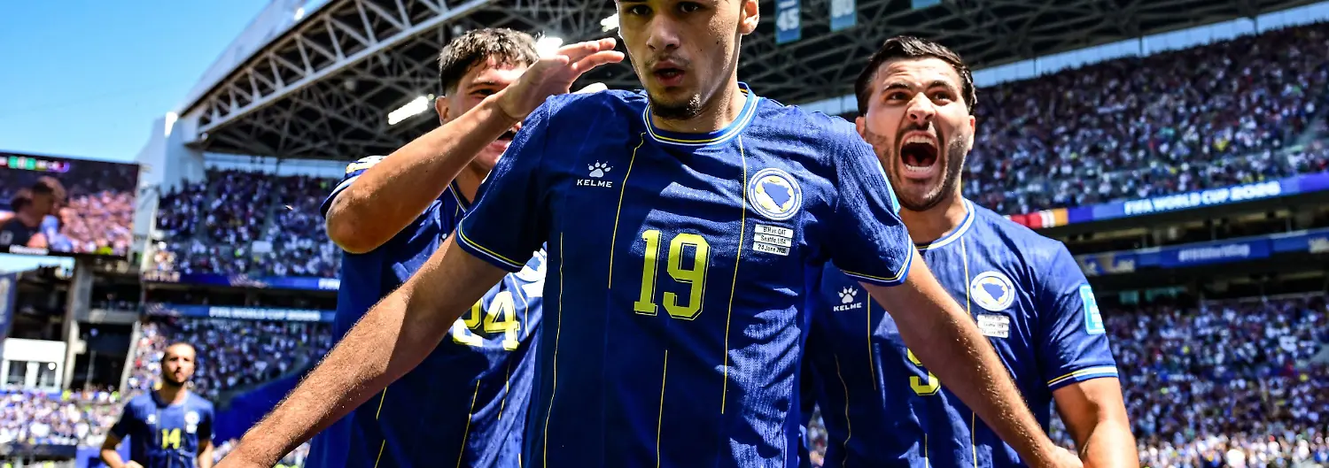 Bosnia-and-Herzegovina-s-Kerim-Alajbegovic-celebrates-after-scoring-during-a-soccer-game-between-Bosnia-and-Herzegovina-and-Qatar-on-Wednesday-24-June-2026-in-Seattle-the-third-and-last-day-in-the-group-stage-in-group-B-of-the-FIFA-World-Cup-WM-Weltmeisterschaft-Fussball-2026-in-the-United-States-of-America