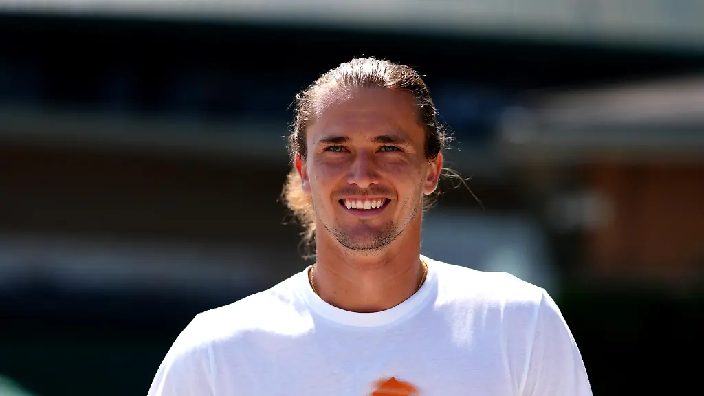 Wimbledon-2026-Previews-Thursday-June-25th-Alexander-Zverev-of-Germany-during-a-practice-session-at-the-All-England-Lawn-Tennis-and-Croquet-Club-London-ahead-of-the-2026-Wimbledon-Championships-Picture-date-Thursday-June-25-2026-Photo-credit-should-read-Adam-Davy-PA-Wire-RESTRICTIONS-Use-subject-to-restrictions-Editorial-use-only-no-commercial-use-without-prior-consent-from-rights-holder