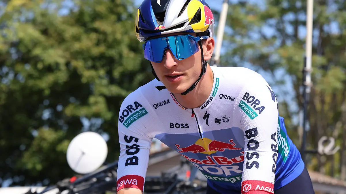 Pierre-Teyssot-MAXPPP-Tour-de-France-2026-UCI-Cycling-Race-Thonon-Les-Bains-France-on-July-20-2026-Florian-Lipowitz-GER-Red-Bull-BORA-hansgrohe-is-seen-preparing-the-tomorrow-Individual-Time-Trial-16th-stage-of-the-113th-edition-of-the-Tour-de-France-cycling-race-26-1-km-between-Evian-and-Thonon-Les-Bains