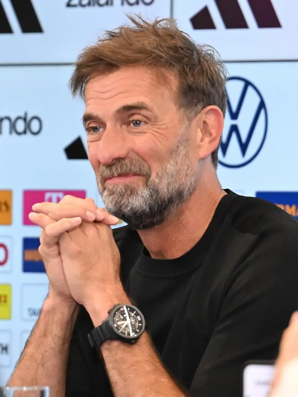Juergen-Klopp-bei-der-Praesentation-als-Bundestrainer