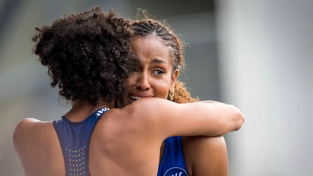Deutsche-Leichtathletik-Meisterschaften-Bochum-Wattenscheid-26-07-2026-Mikaelle-Assani-Karlsruher-SC-gewinnt-den-Weitsprung-vor-Malaika-Mihambo-LG-Kurpfalz-Deutsche-Leichtathletik-Meisterschaften-am-26-07-2026-im-Lorheide-Stadion-Bochum-Wattenscheid-Nordrhein-Westfalen