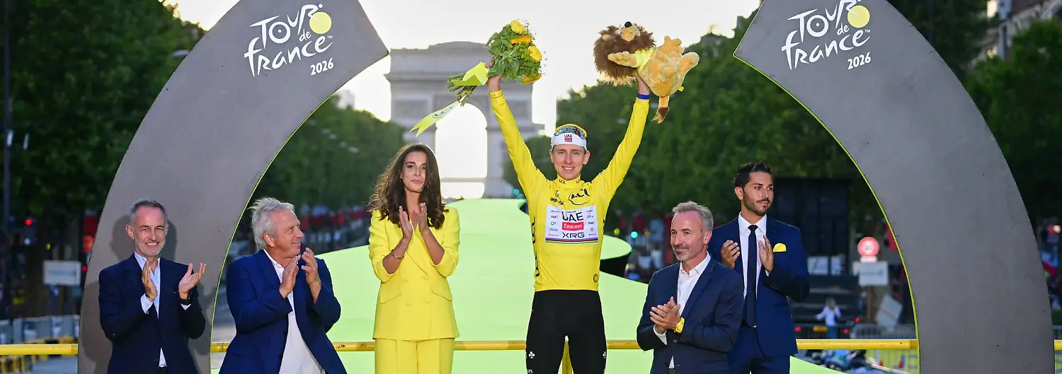 Tadej-Pogacar-hat-zum-fuenften-Mal-die-Tour-de-France-gewonnen