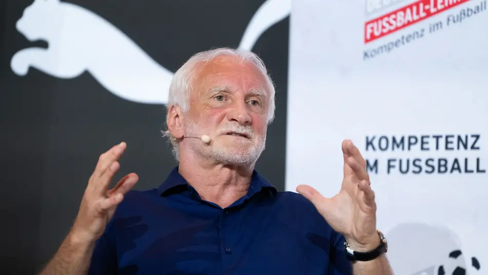 Rudi-Voeller-hat-nach-der-WM-ueber-einen-Ruecktritt-als-DFB-Sportdirektor-nachgedacht