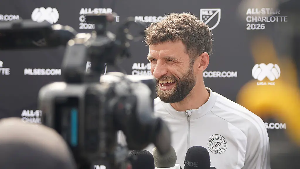 Thomas-Mueller-of-the-Major-League-Soccer-MLS-Fussball-Herren-USA-All-Star-team-speaks-at-a-press-conference-PK-Pressekonferenz-in-Charlotte-United-States-28-July-2026-The-2026-All-Star-Game-between-MLS-and-Liga-MX-All-Stars-will-be-played-on-July-29-2026-at-Bank-of-America-Stadium-Friendly-Match-MLS-vs