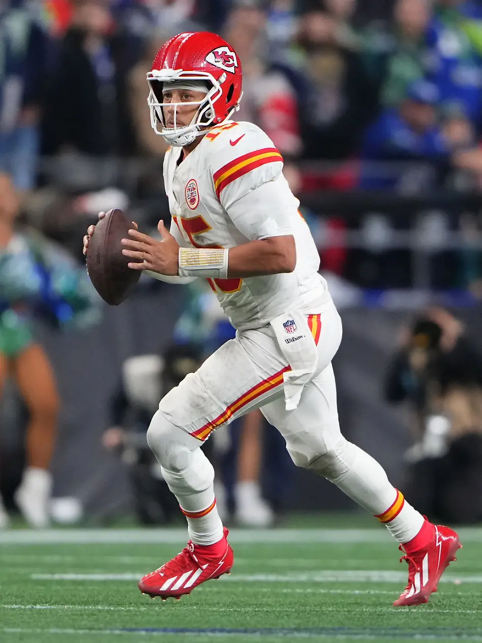 epi_1095525213_DPA AP_lkg5cpitg3-v1-ax-ms6144.jpeg_Chiefs Seahawks Foot