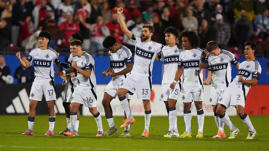 Jubelten-im-Elfmeterschiessen-Thomas-Mueller-und-die-Vancouver-Whitecaps