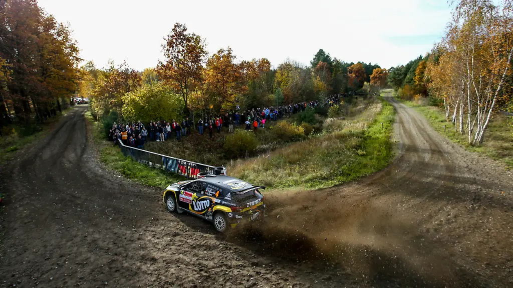 Jakub-Matulka-hat-mit-Damian-Syty-die-Lausitz-Rallye-gewonnen